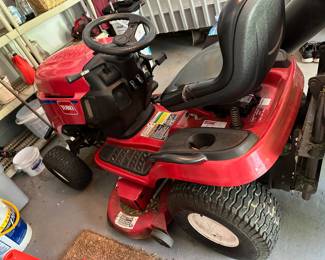 Toro LX465 Ride On Mower / Lawn Tractor