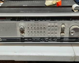 Bearcat DX 1000 Communications Receiver