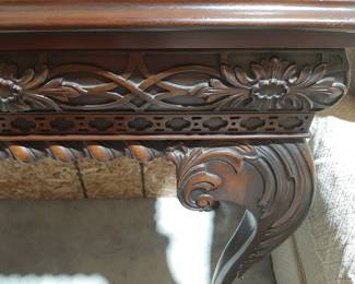 More detail of the Karges sofa table