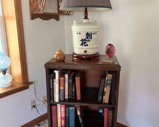 rolling end table with bookshelf