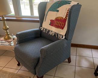 wing back chair