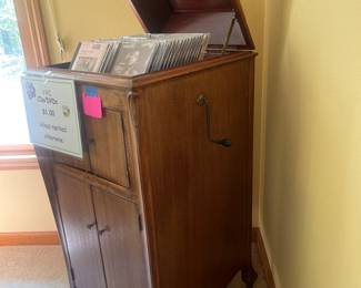 antique record player cabinet