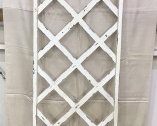 Wooden Trellis (6 ft.)