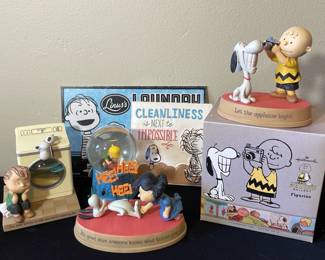 Hallmark Peanuts Figurines * Water Globe * Tile * Metal Laundry Sign
