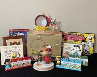 Hallmark Peanuts Waterglobe * Figurine * Plaques * Metal * Tile Pictures Etc
