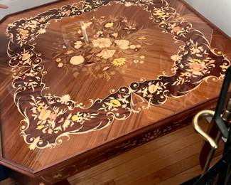 ITALIAN MARQUETRY GAME TABLE