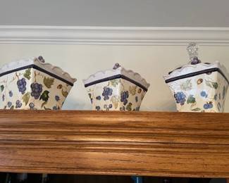 Three-piece canister set. 