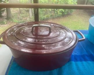 Martha Stewart 8-quart cook pot.