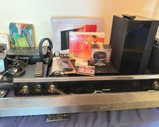 Samsung soundbar and subwoofer