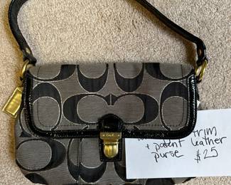 #132	Coach Logo Patent Leather w/gold Trim Purse	 $25.00 
