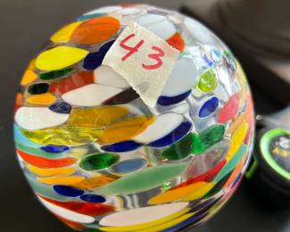 #43	Hand-Blown Blass on Silver Ring Stand - 5" Round	 $25.00 
