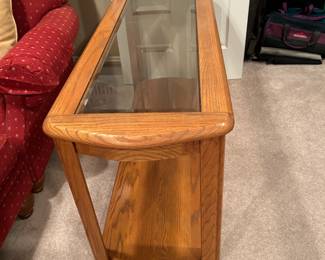 #89	Oak Sofa Table w/Glass Beveled Top - 50x18x26	 $40.00 

