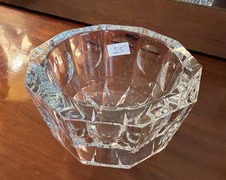 #119	Crystal Clear Thumbprint Bowl - 6x4	 $29.00 
