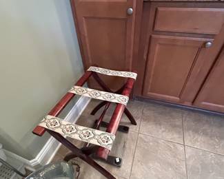 #128	Wood Luggage Rack	 $25.00 
