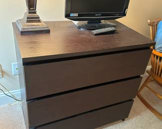 #66	3 Drawer Laminate Chest - 32x19x30	 $30.00 
