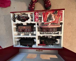 #127	LGB 72323 Starter Set in Box w/tracks & Trains - Heavy	 $400.00 

