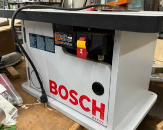 Bosch router table 