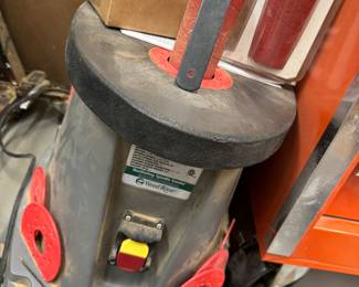 Wood River oscillating spindle sander 