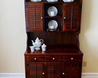 smaller Ethan Allen Antique Pine hutch