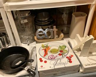 Kitchen - miscellaneous - family removed iron skillets