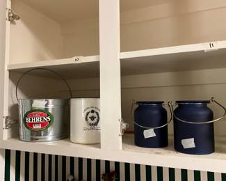 Laundry room items