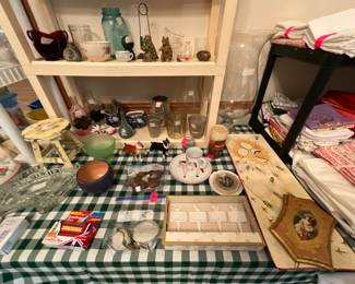 Dining room - collectibles & decor