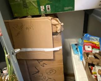 Garage - 2 Christmas trees