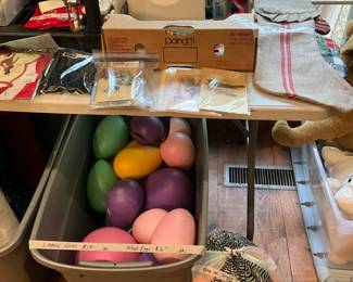 Decor & very large eggs