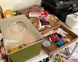 Sewing basket - plastic