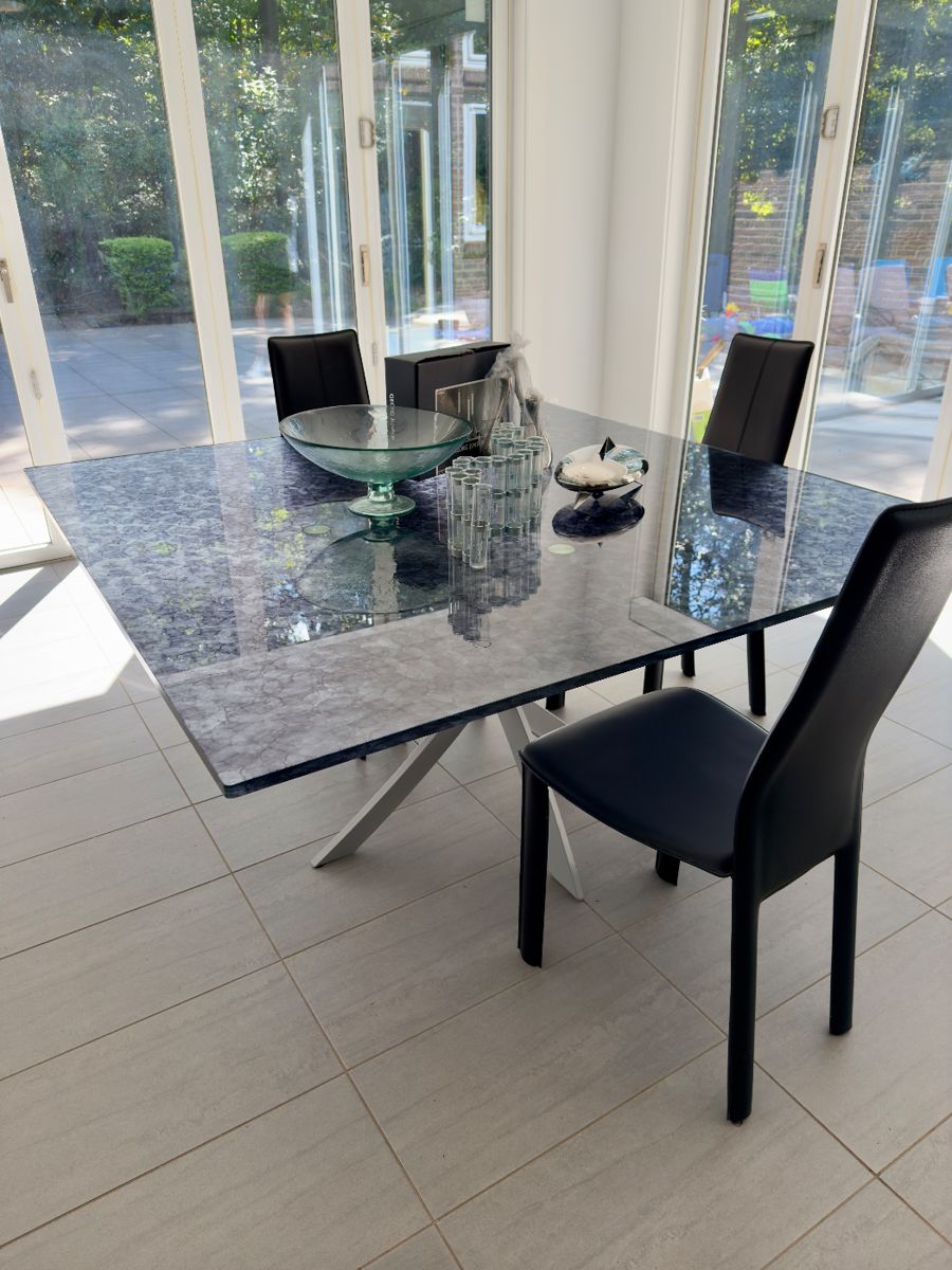Stunning marble top table imported from Italy with four chairs