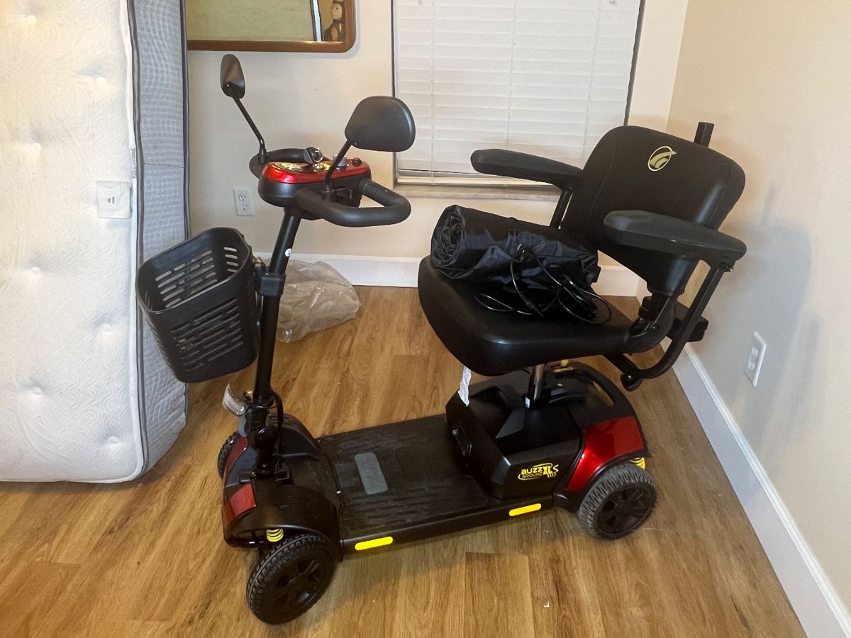 Buzzaround EX 4-Wheel Scooter, like brand new