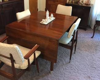 Willett Dining Room Drop Leaf Cherry Table with 4 Chairs Silver Banded Bottoms