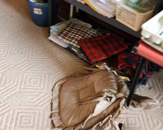 Table Cloths, Napkins Placemats and Rigs