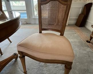 Dining room table (shown with 2 leaves), 6 chairs and pads. Table measures 66" with (2) 18" leaves