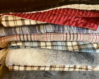 Blankets and throws