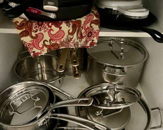 Cuisinart set of pots & pans , cast iron skillet 