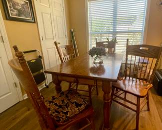 Small Oak Table with two end drawers and 4 chairs