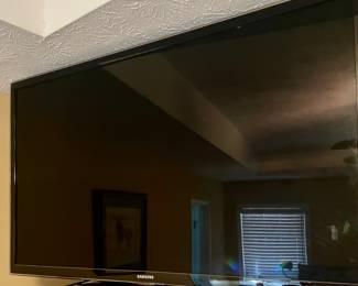 65” Samsung TV