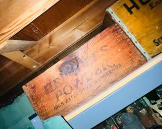 Gun powder box 