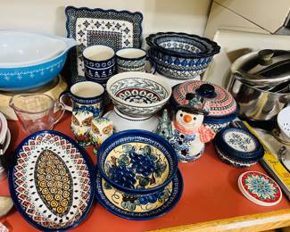 Polish pottery