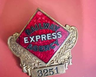 Railway express agency 3261 badge 