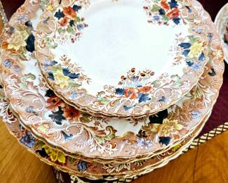 12 piece plate set Suffolk by poutney and Company
