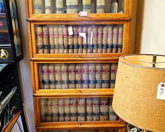 Globe wernicke sectional lawyer bookcase. GRADE 198, pattern 111, standard c-11 unit. 