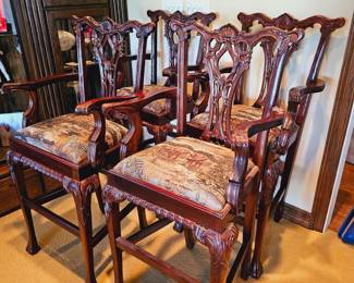 Set of 4 high seat bar chairs. BEAUTIFUL
