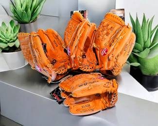 Rawlings RLE 34 Baseball gloves. New with tags 