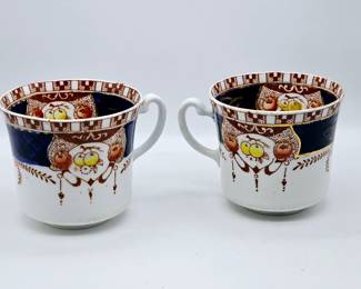 Royal vale China number 3702 Longton England. Two cups sold as pear