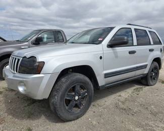 2006 Jeep Grand Cherokee Laredo, SILVER