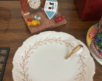 gold plated serving dish