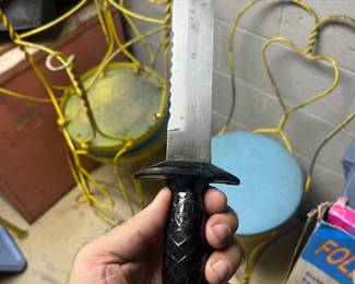 US divers knife