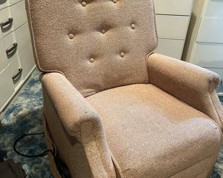 Motorized fabric liftchair